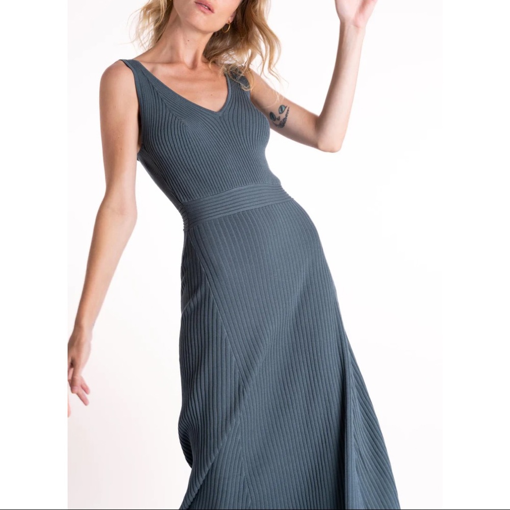 NWT - Midi Knit Dress, Color Blue, Size Small/Medium, by Silk & Salt